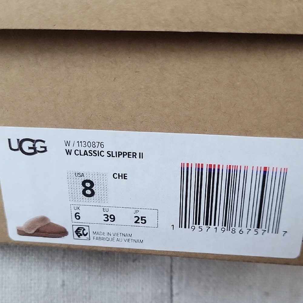 UGG Women's Classic Slippers II in Tan with Plush Fur - Picture 9 of 9